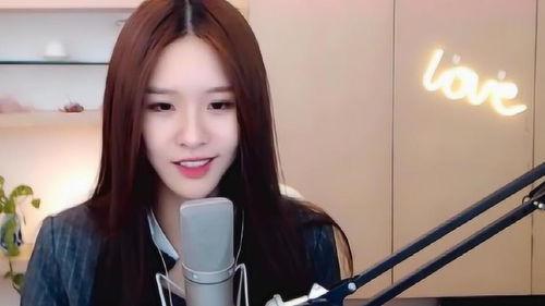 唱歌女主播阿,歌声飘扬的直播界女神